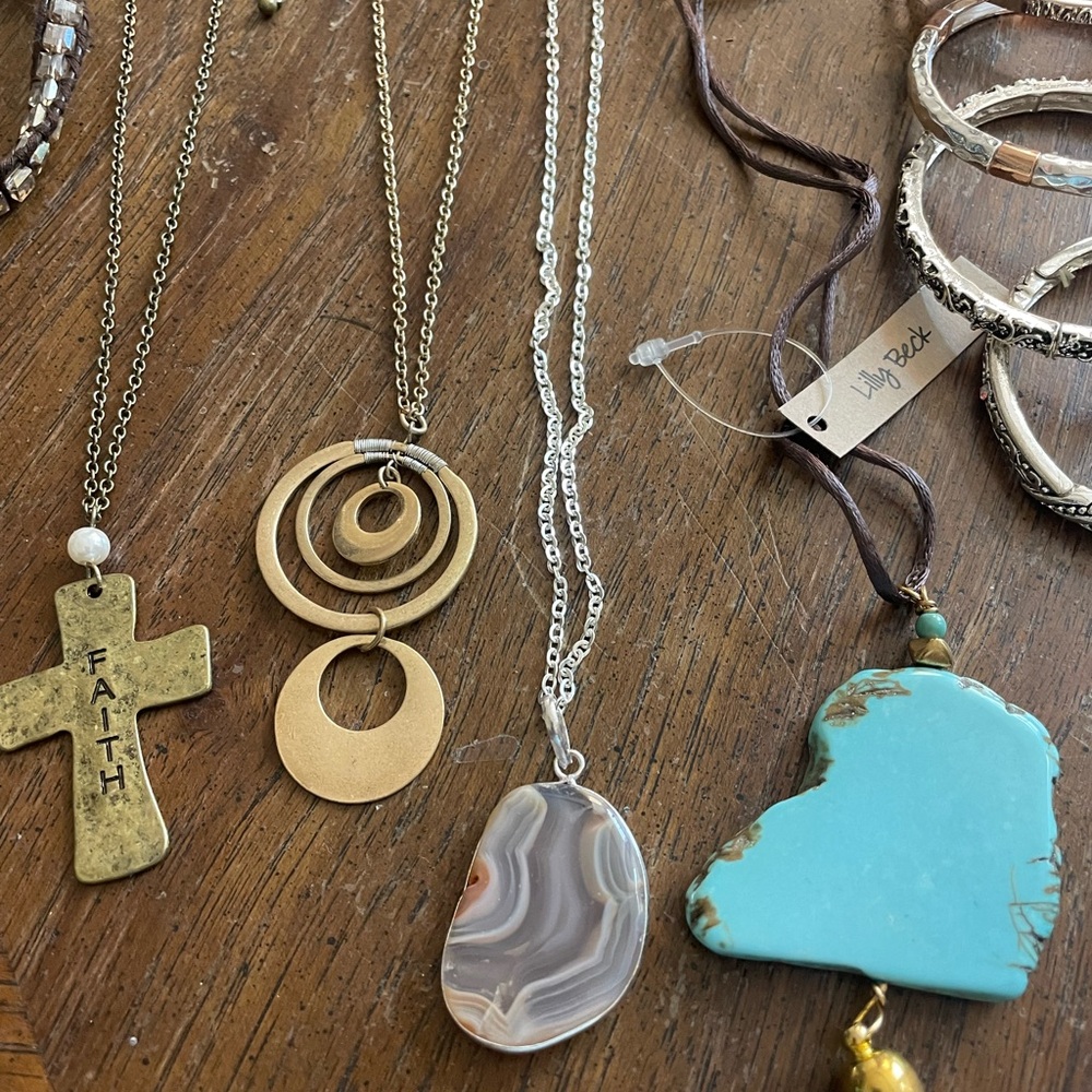 Jewelry Collection - Picture 8 of 8